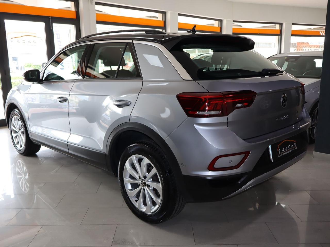 Volkswagen T-Roc Life 1.5 TSI #10674