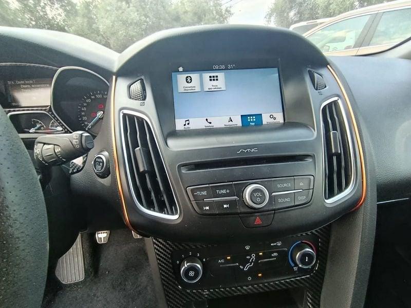 Ford Focus 1.5 TDCi 120cv S&S ST Line