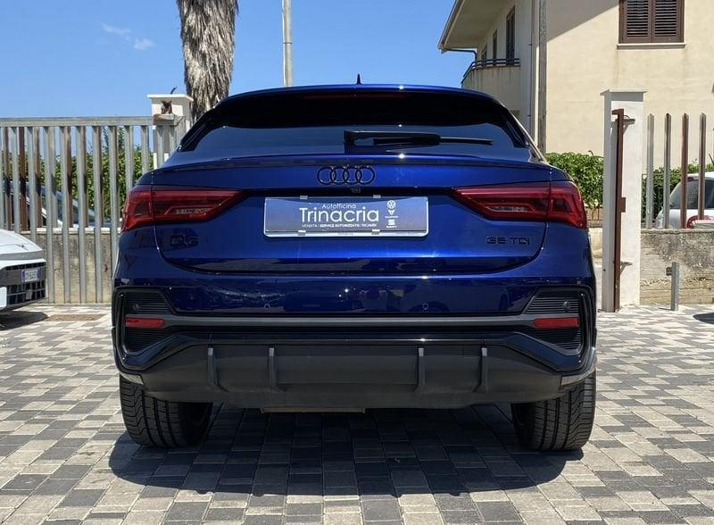 Audi Q3 SPB S Line interno ed esterno 2.0 TDI 150CV S-Tronic 35