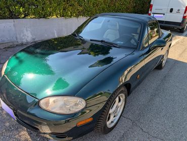 Mazda MX-5 1.6i 16V cat