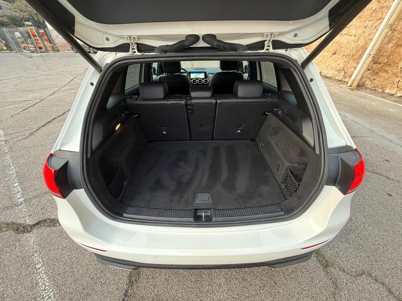 Mercedes B180/1500 116CV/CAR PLAY/VIRTUAL/TAGLIANDI MB