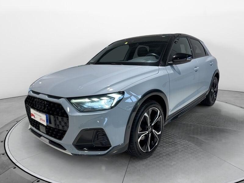 Audi A1 II 2019 Citycarver 30 1.0 tfsi Identity Contrast 116cv s-tronic