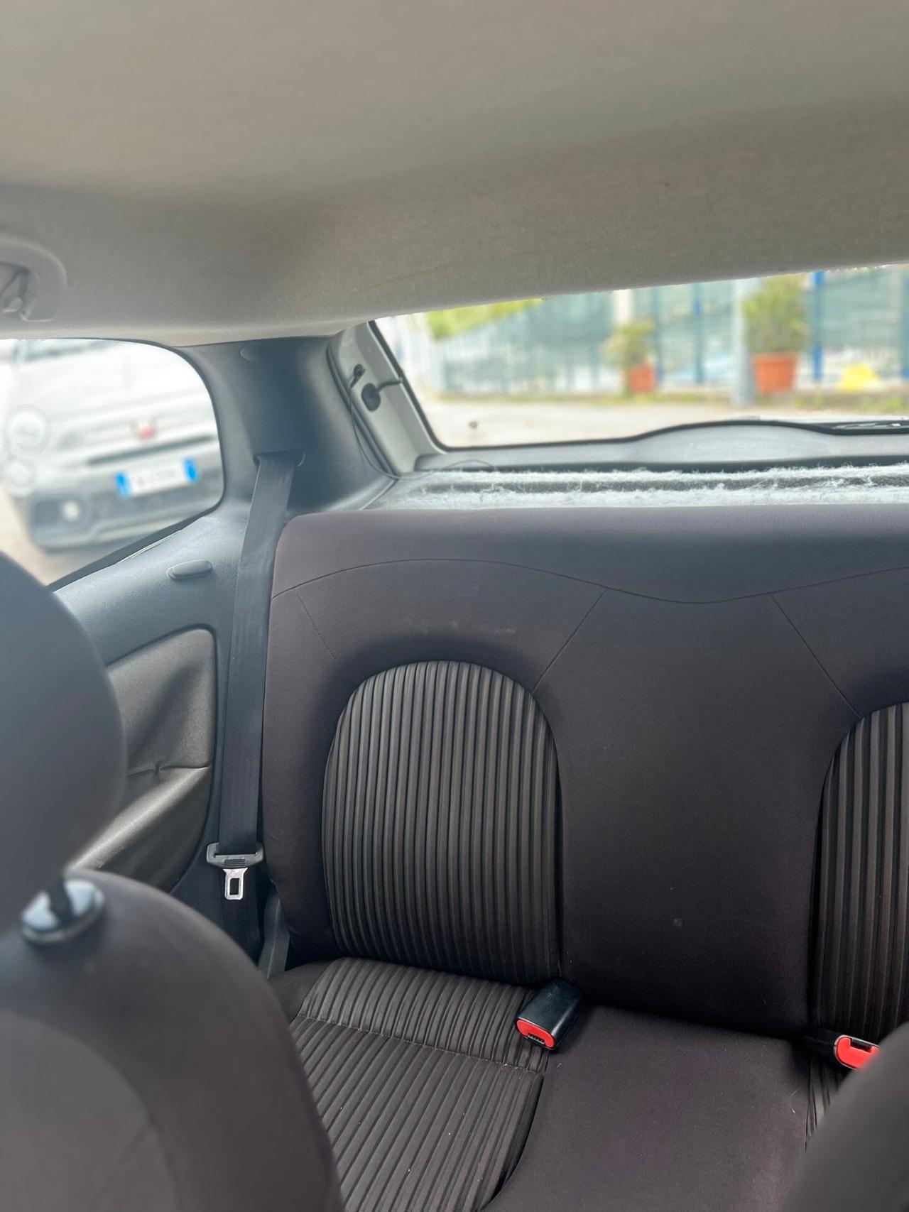 Lancia Ypsilon 1.4 Platino Ecochic GPL