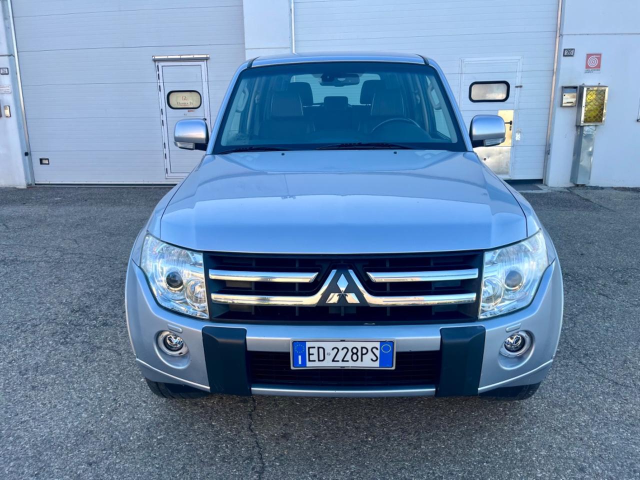 Mitsubishi Pajero 3.2 DI-D aut. Instyle 119.000km 2010 perfetta
