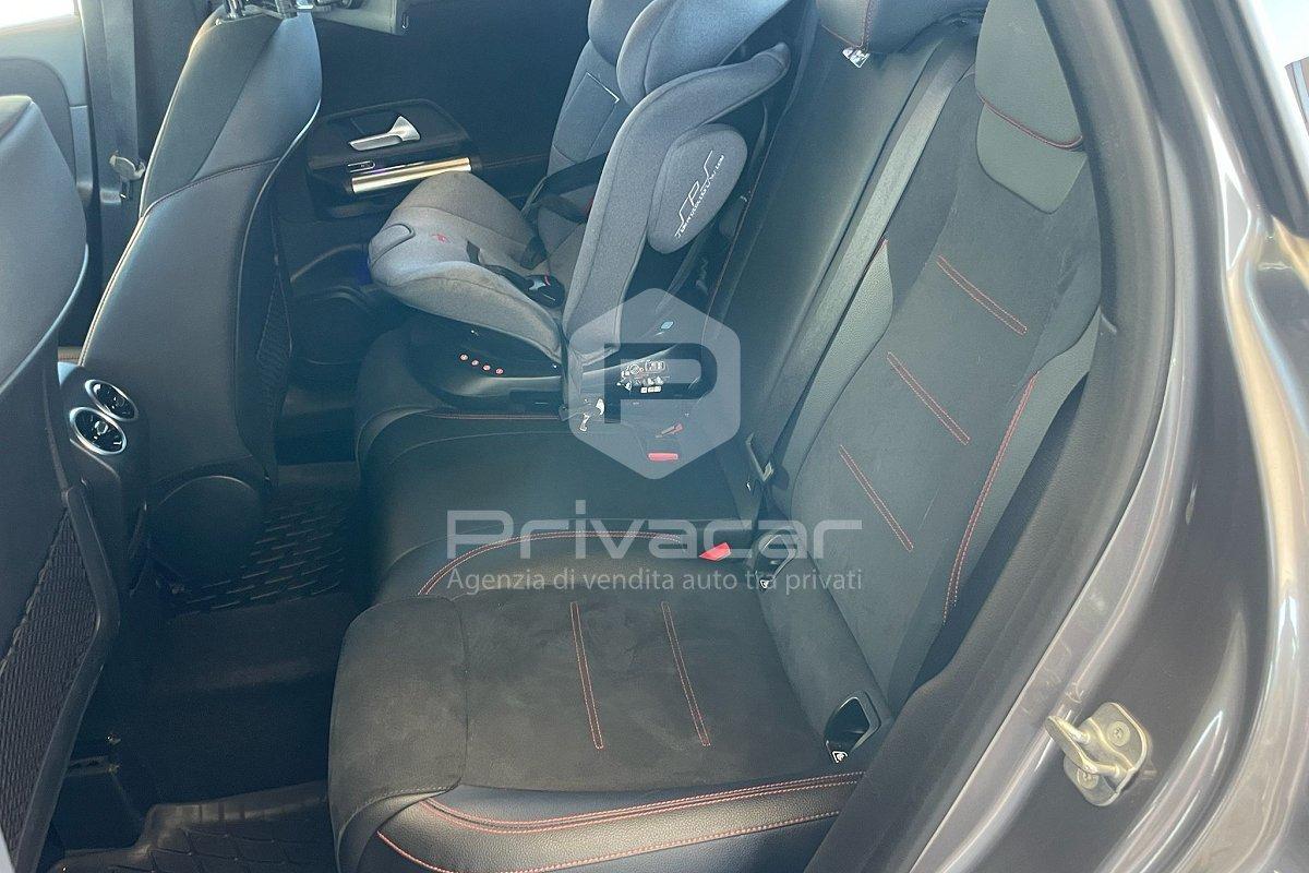 MERCEDES GLA 200 d Automatic Premium