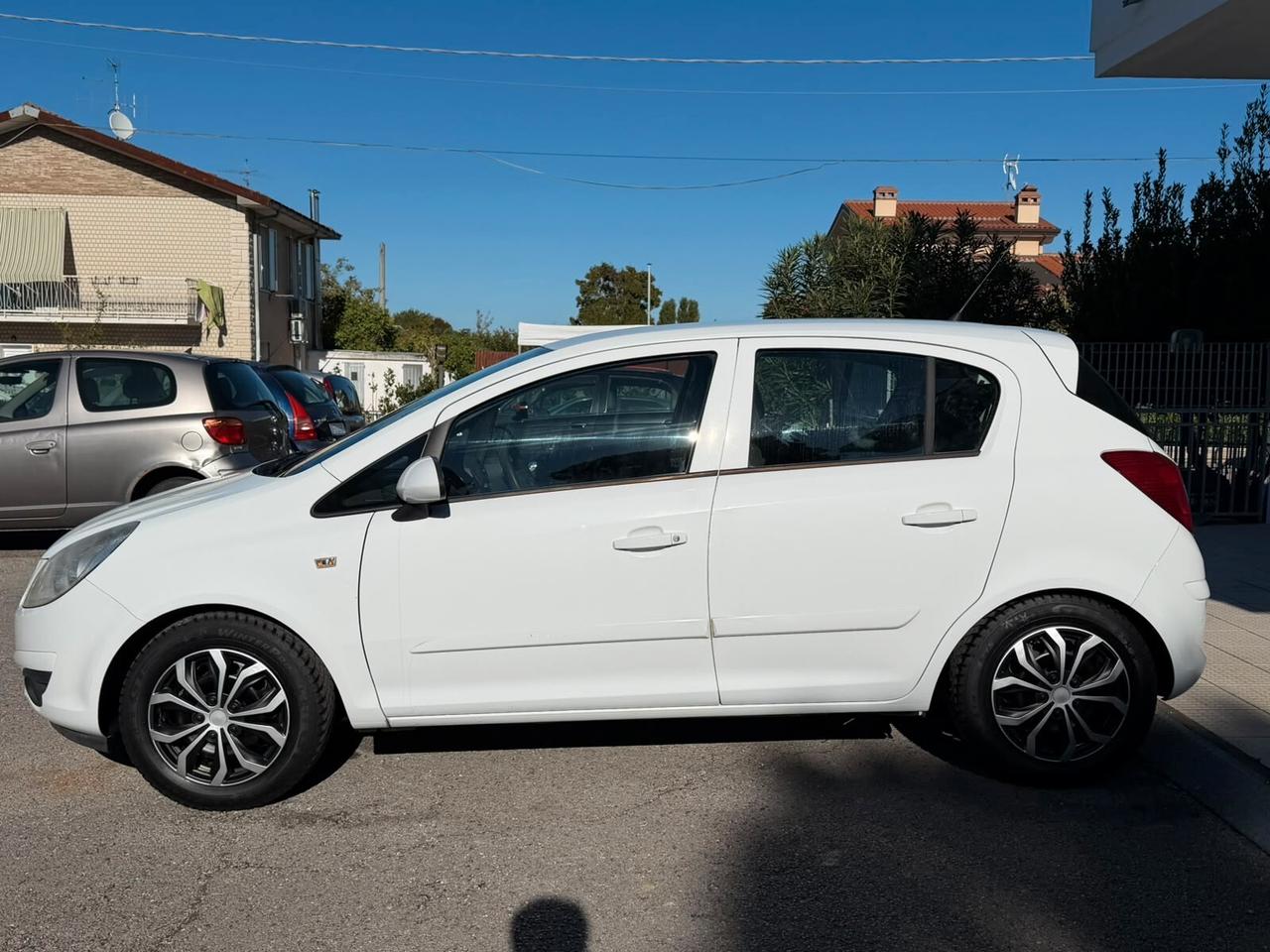 Opel Corsa 1.0 12V 5 porte Enjoy