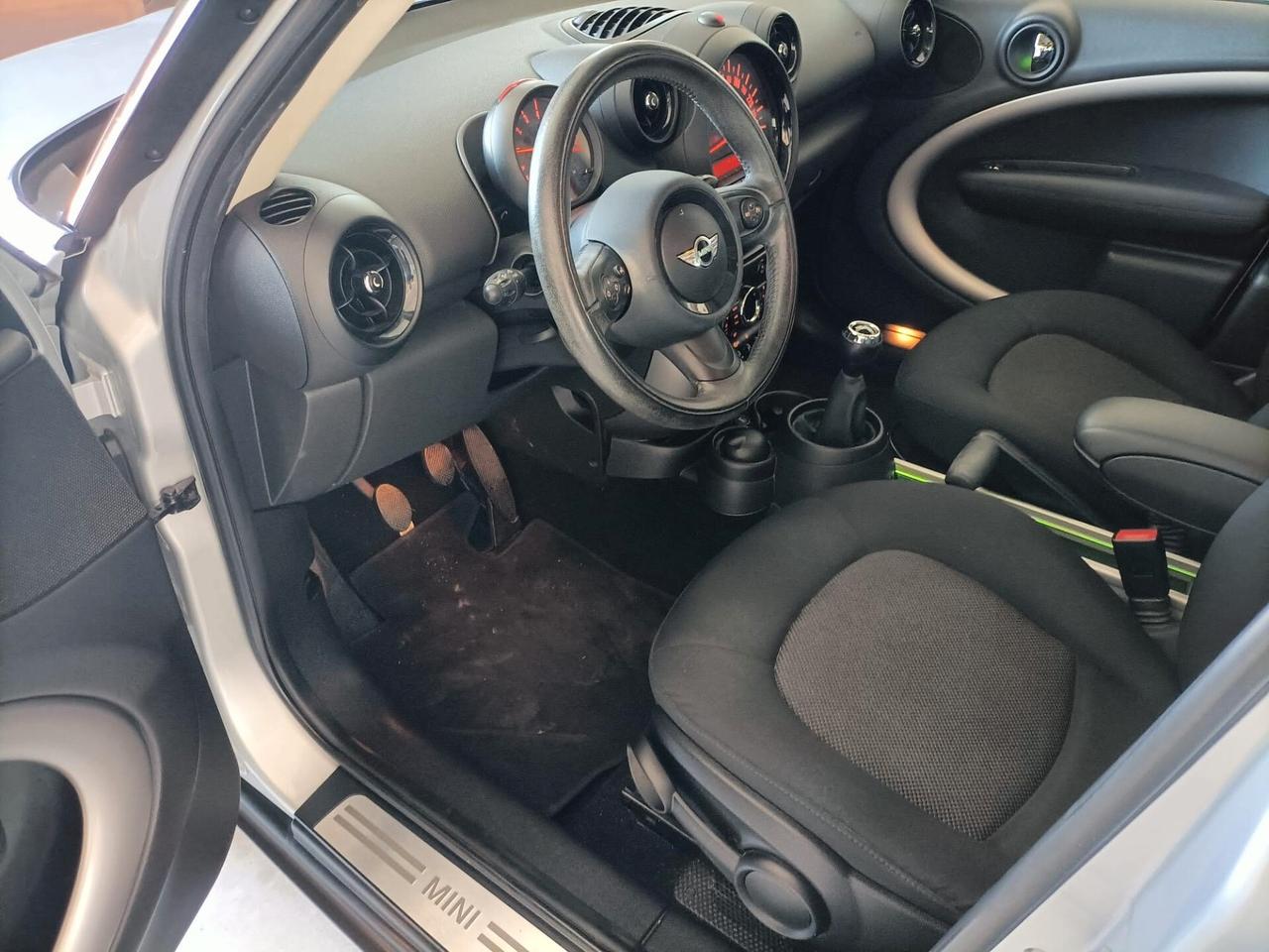 Mini Cooper D Countryman 1.6 CV 111 03/2016