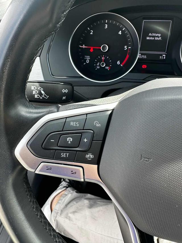 VOLKSWAGEN Passat Variant 2.0 TDI SCR EVO Business "PARI AL NUOVO"