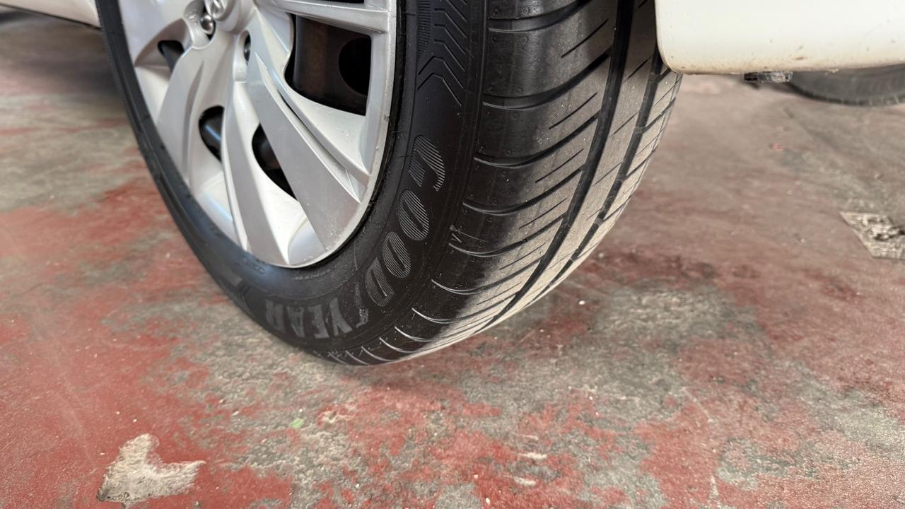 Toyota Yaris 1.4 D-4D 5 porte Lounge