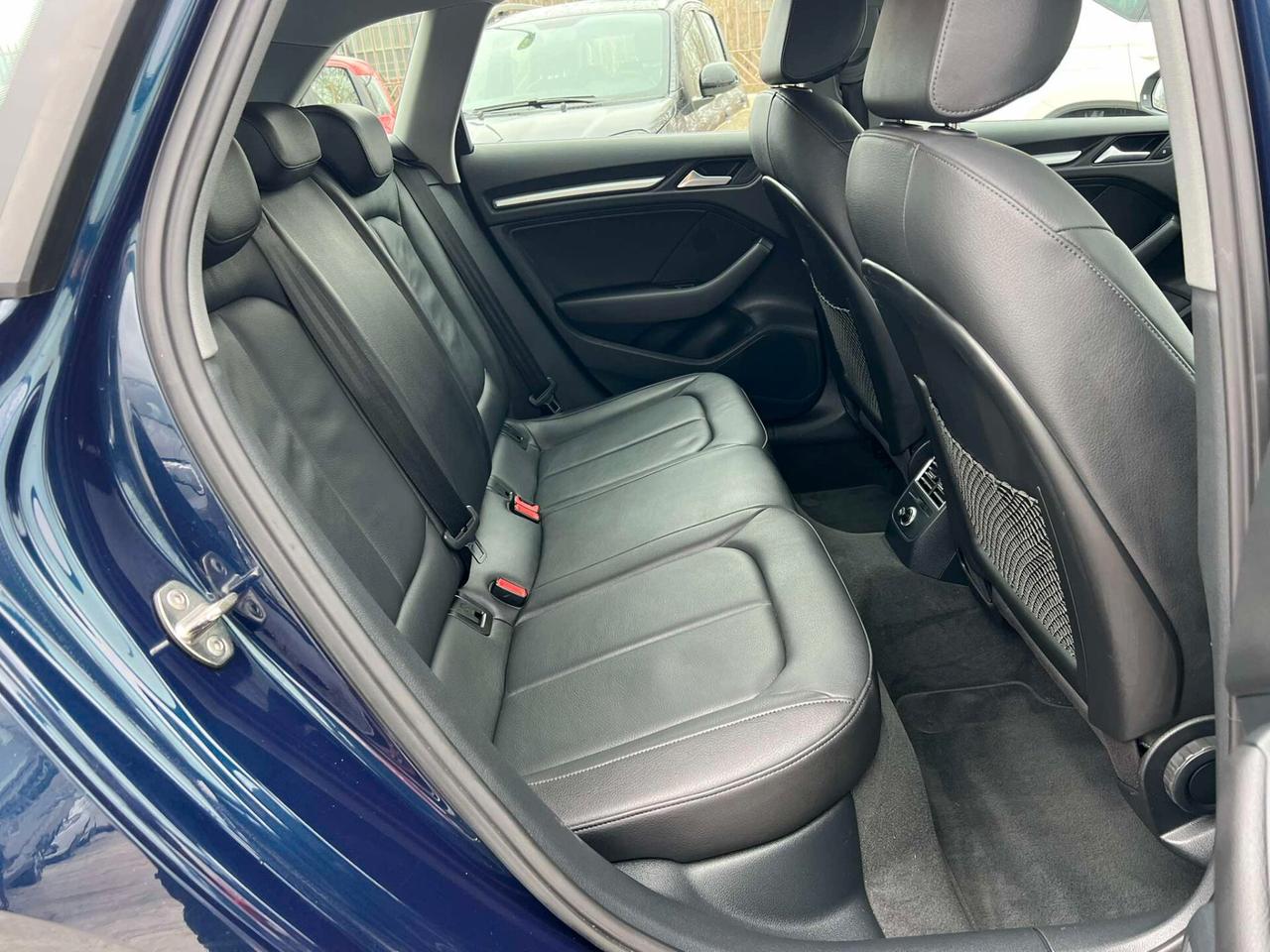 Audi A3 1.6 TDI 116 CV S tronic -PELLE-XENO