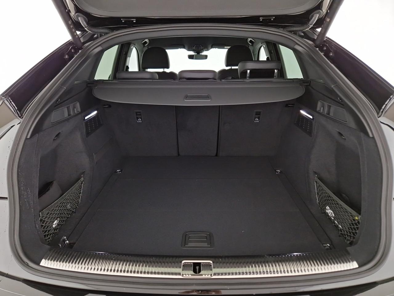 Audi Q5 sportback 40 2.0 tdi mhev 12v s line plus quattro s-tronic