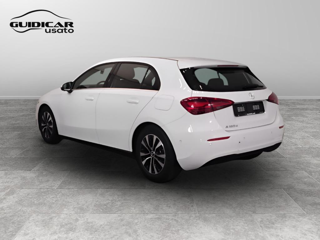 Mercedes-Benz Classe A - W177 2023 - A 180 d Advanced auto