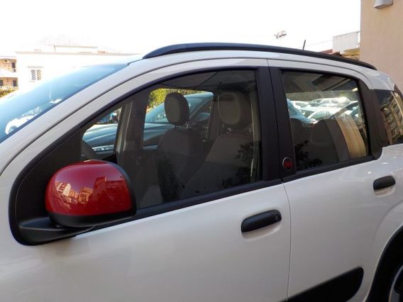 FIAT Panda My23 - 1.0 FireFly Hybrid (Red)