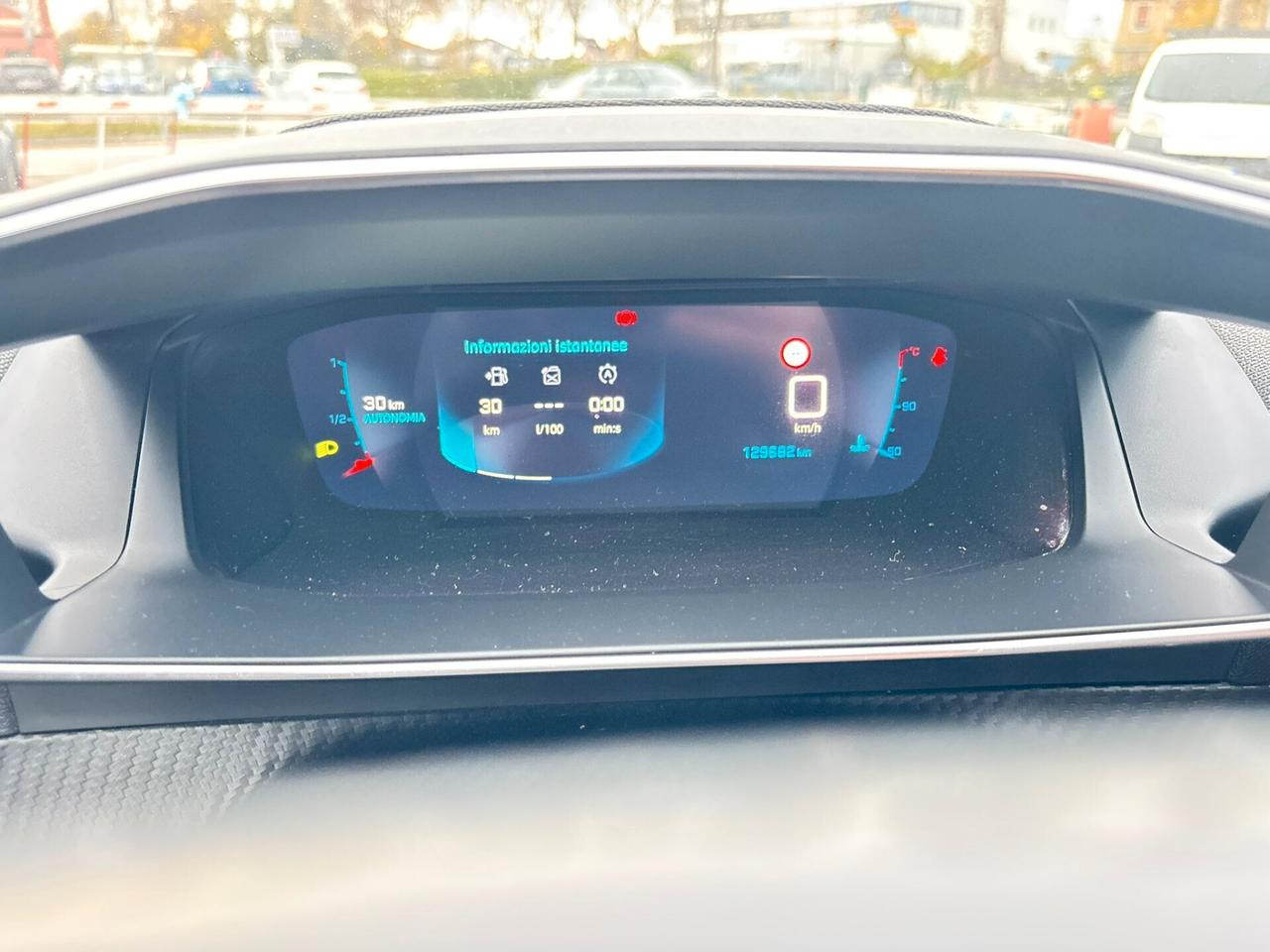 Peugeot 2008 PureTech 130 S&S EAT8 Style