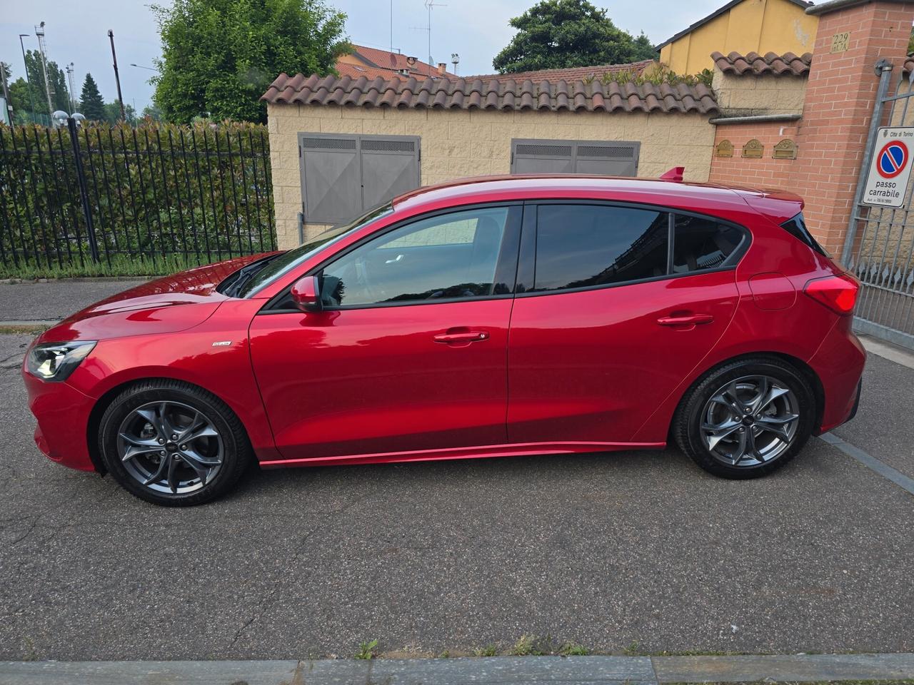 FORD Focus ST-Line 1.0 (125CV) Ecoboost Hybrid