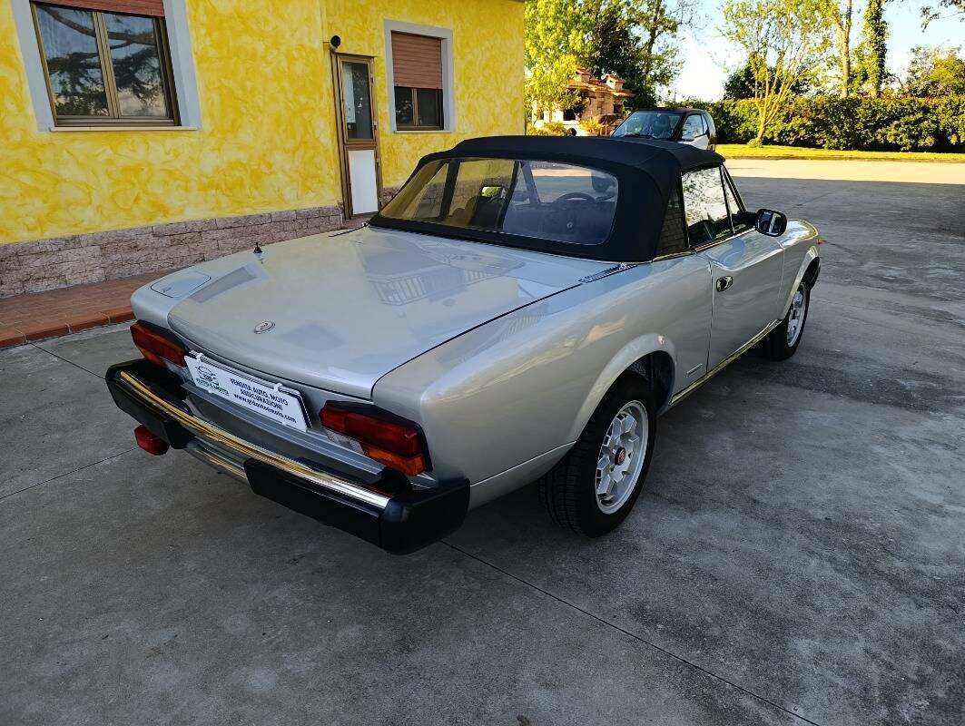 Fiat Pininfarina 124 Spider Europa ( 124 DS)