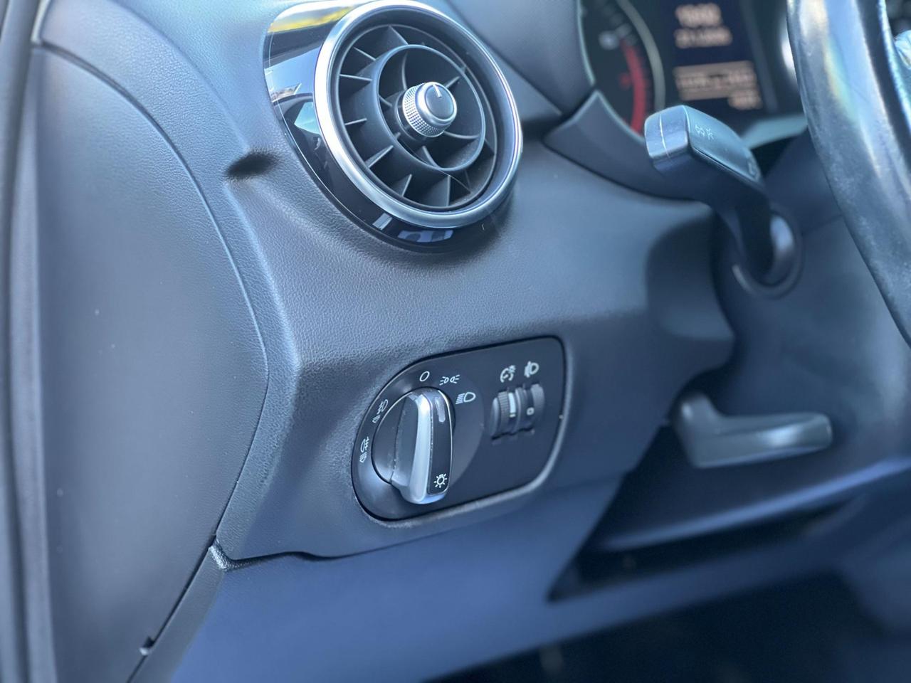 Audi A1 1.0 TFSI Sportback Ultra S-Line