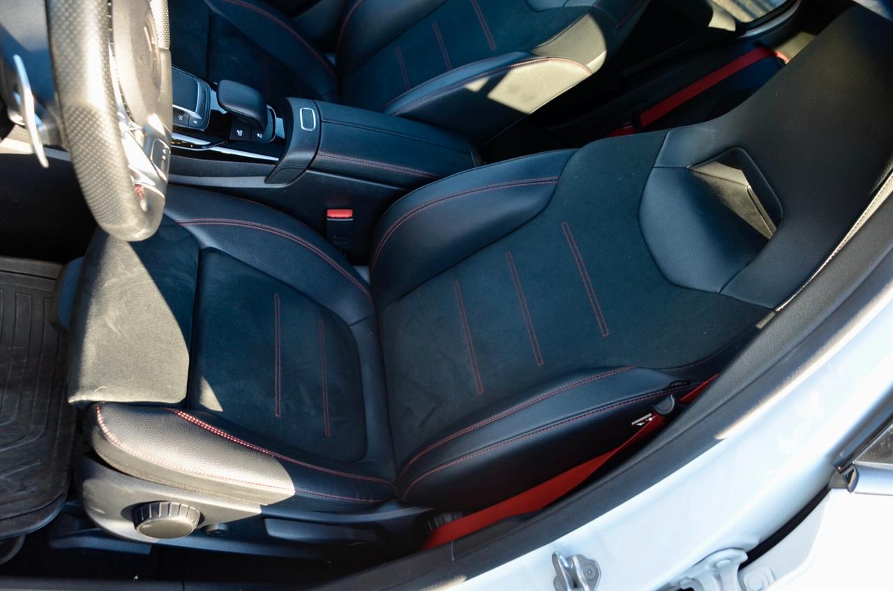 MERCEDES-BENZ A 35 AMG 4MATIC 306cv AUTO, UNICOPROPRIETARIO, SERVICE MERCEDES, TETTO, HI-FI BURMESTER, RETRO 360°, LUCI MULTICOLORE, 19", PERMUTE