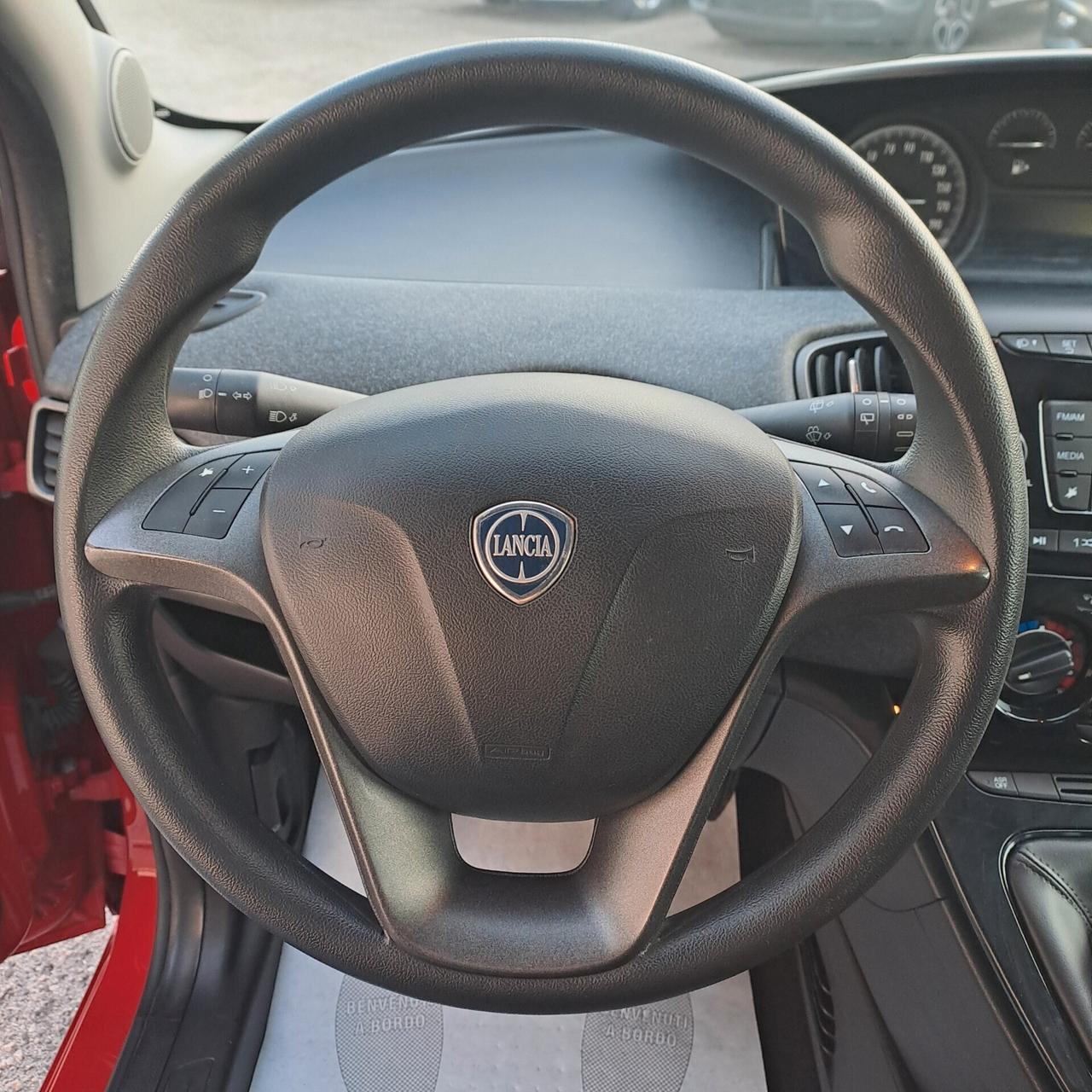 Lancia Ypsilon 1.2 Bz/Gpl 69Cv Ecochic Elefantino Blu