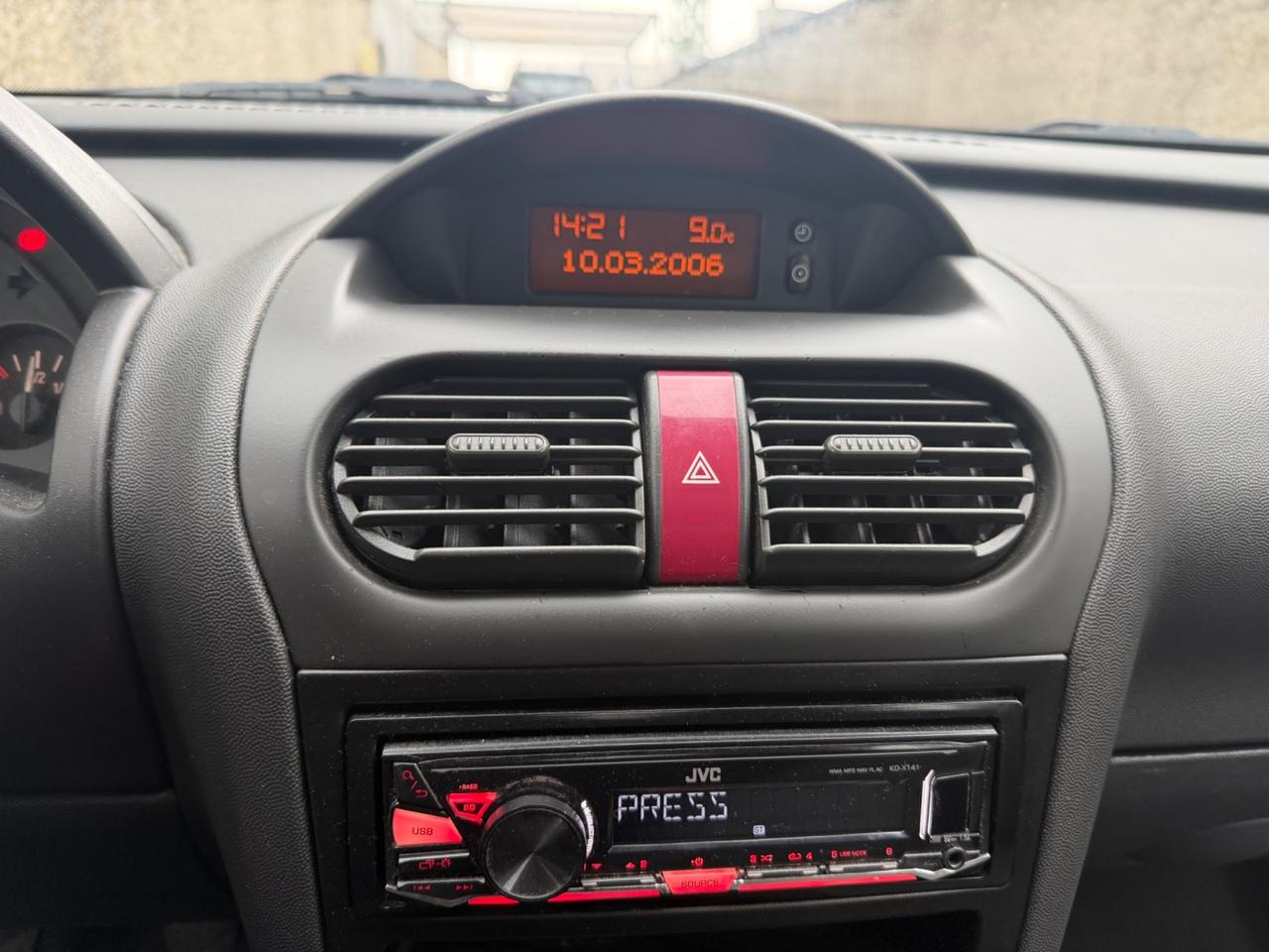 Opel Corsa 1.0i benzina euro4 unico proprietario