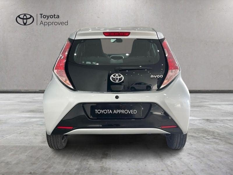 Toyota Aygo Aygo 5p 1.0 x-play my15