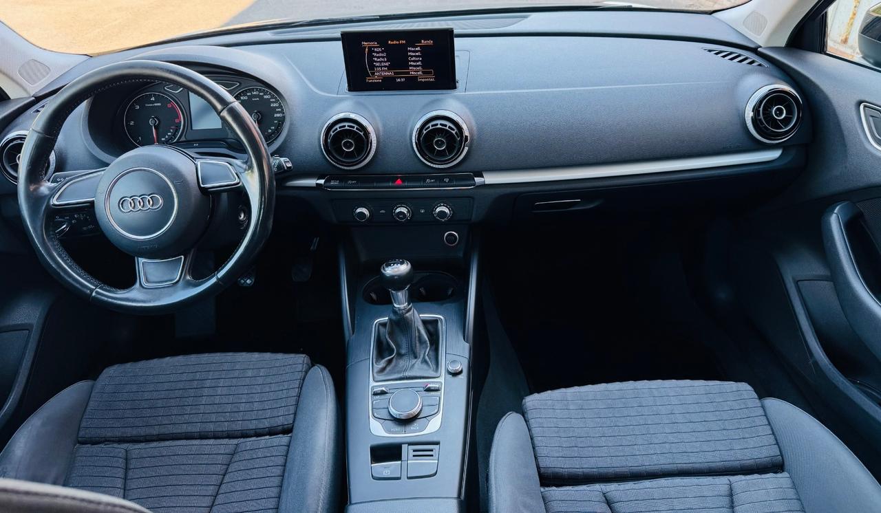 Audi A3 SPB 1.6 TDI clean diesel Business