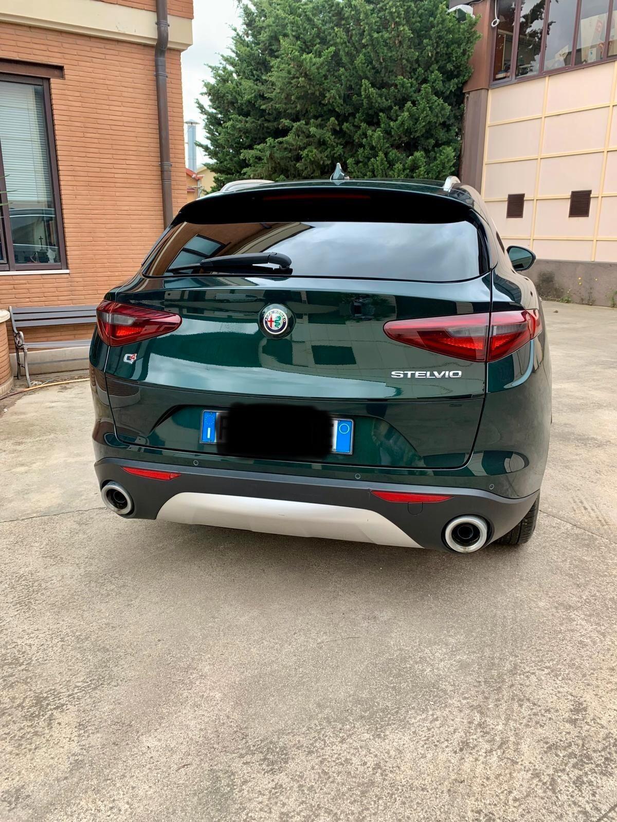 Alfa Romeo Stelvio 2.2 Turbodiesel 210 CV AT8 Q4 Business