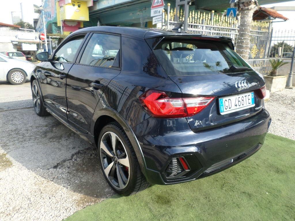 Audi A1 citycarver 30 TFSI S tronic Identity Contrast