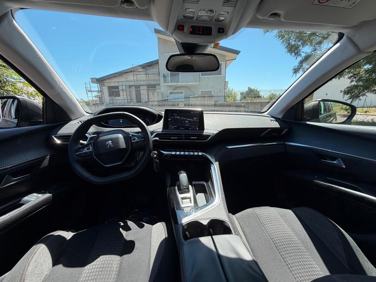 Peugeot 3008 BlueHDi 120 S&S EAT6 Allure