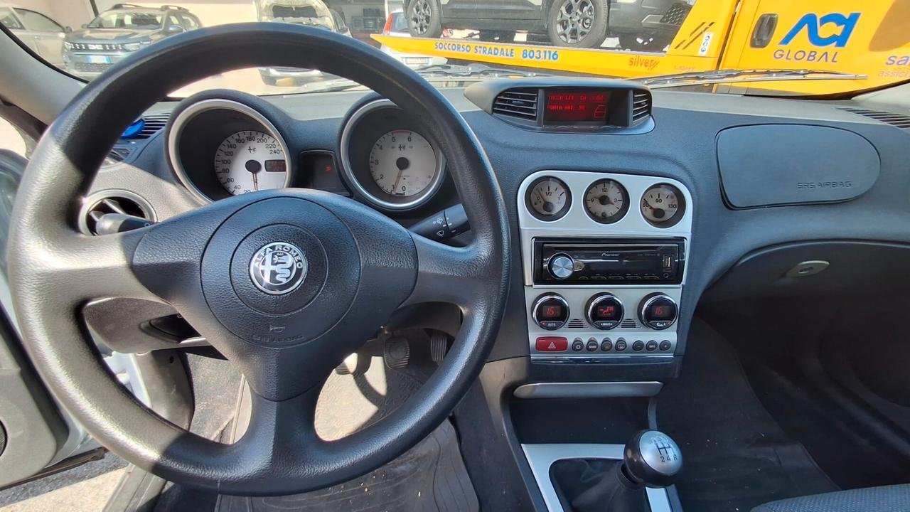 Alfa Romeo 156 1.9 JTD Progression