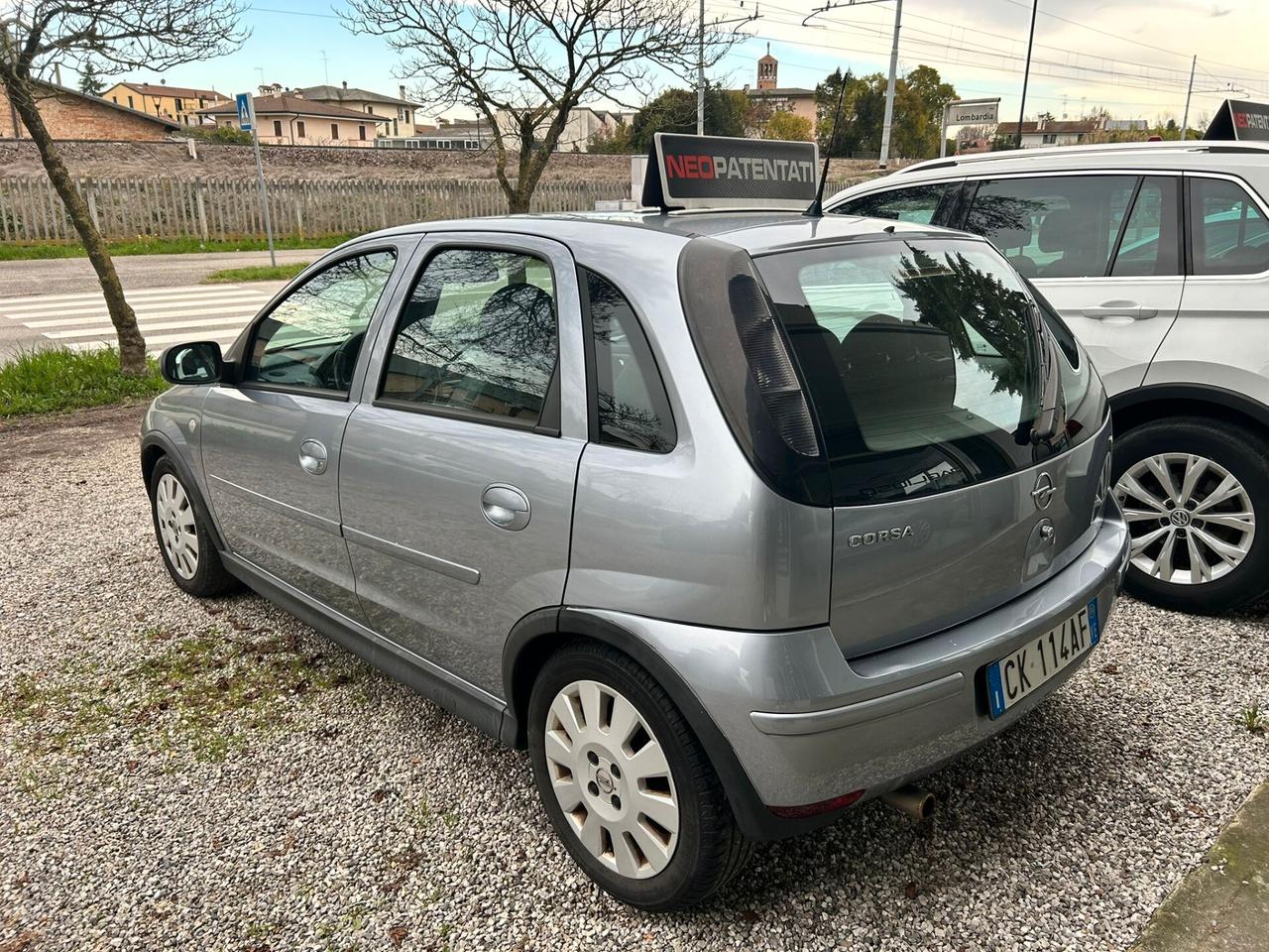 Opel Corsa 1.2 5 porte Edition