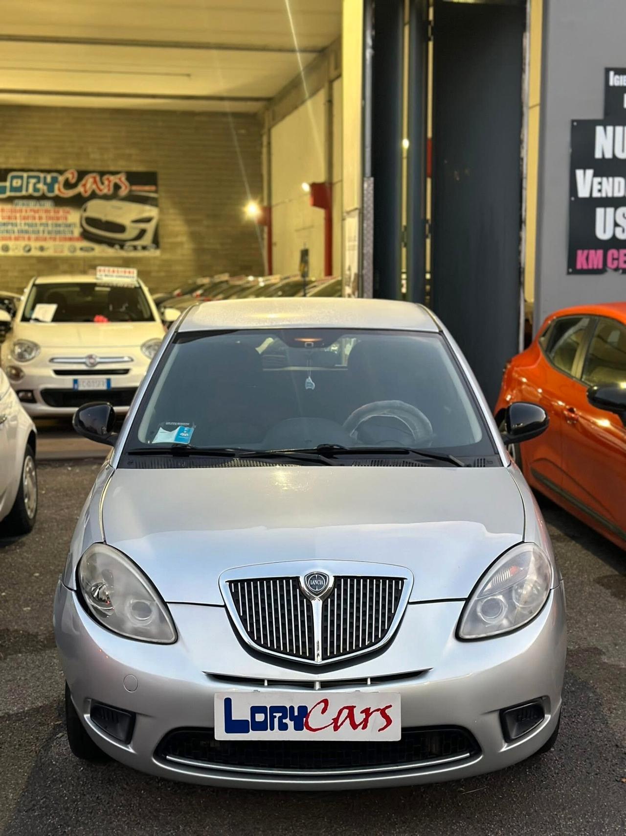 Lancia Ypsilon 1.2 69 CV Platinum GPL NEOPATENTATI