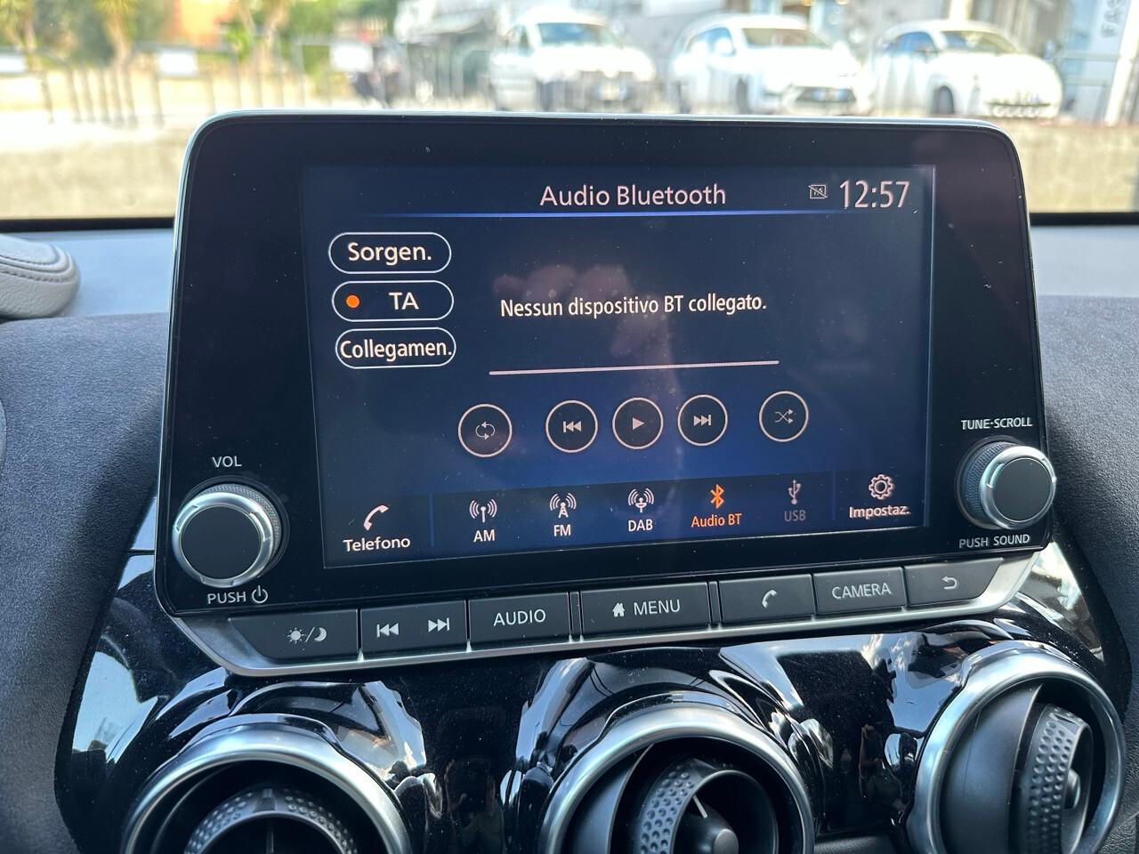 Nissan Juke 1.0 DIG-T 114 CV DCT N-Connecta