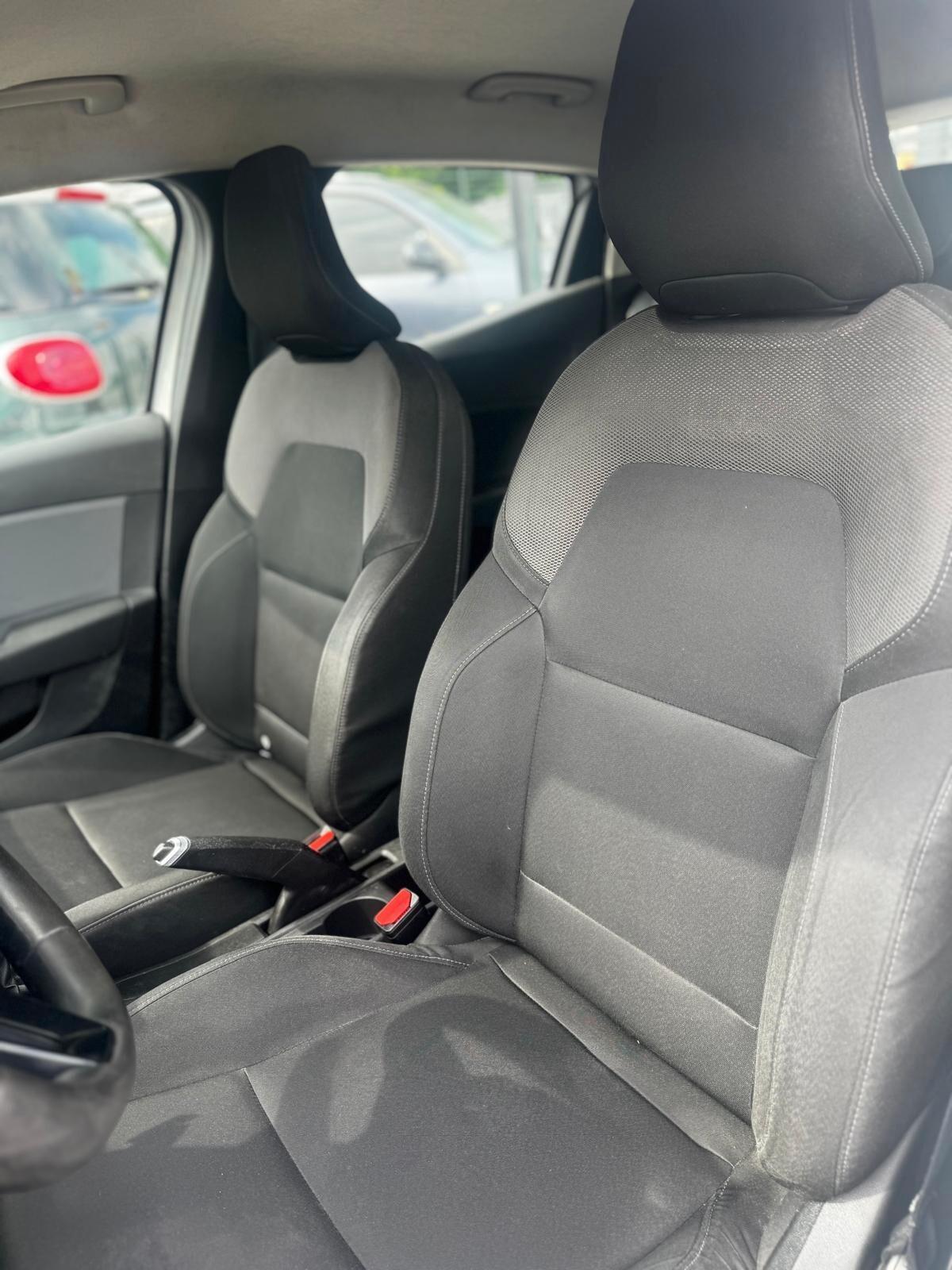 Renault Clio TCe 12V 100 CV GPL 5 porte Business