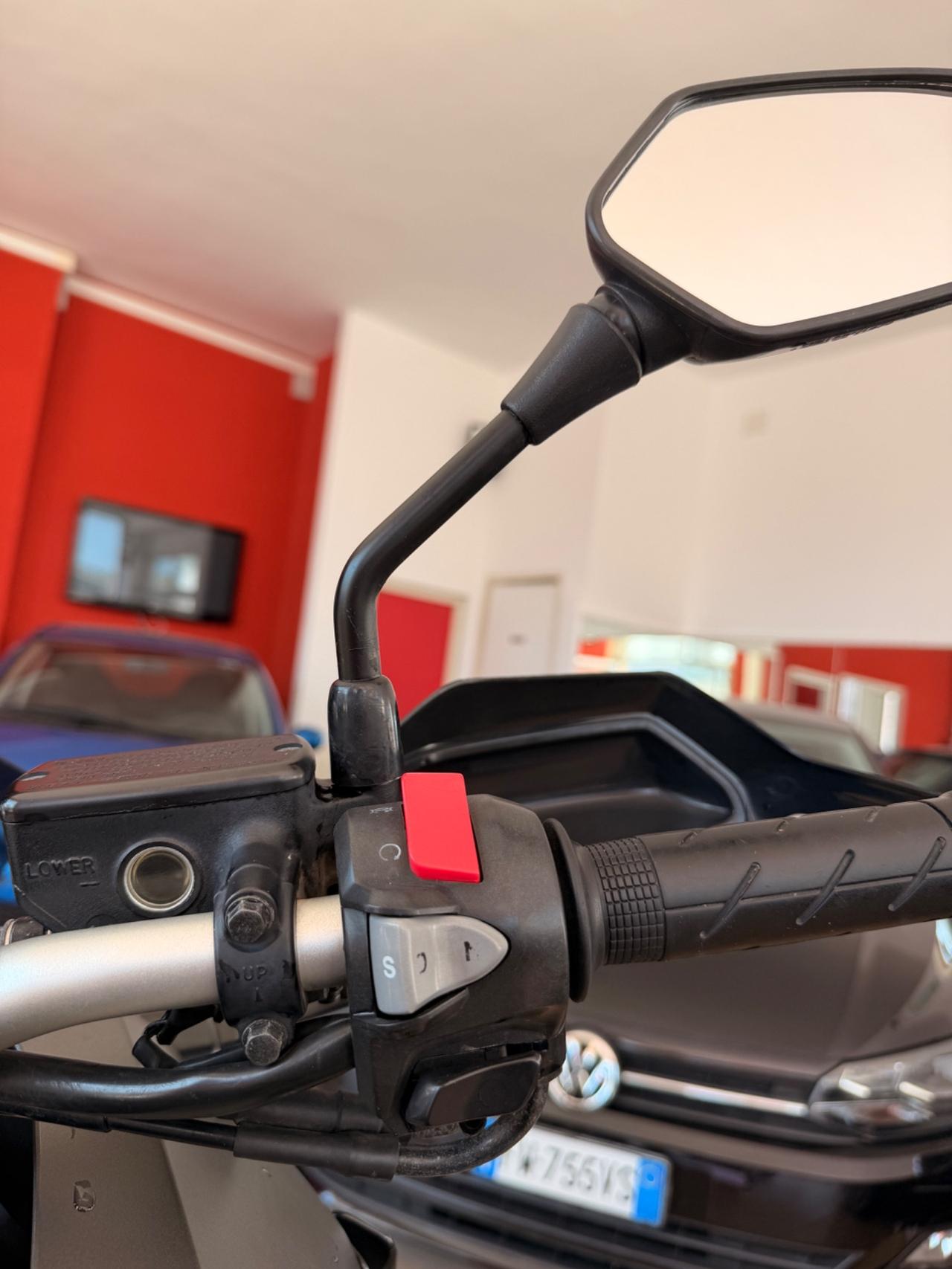 Honda X-ADV 750-2017 KEYLESS/LED/BORSE !LEGGI BENE!