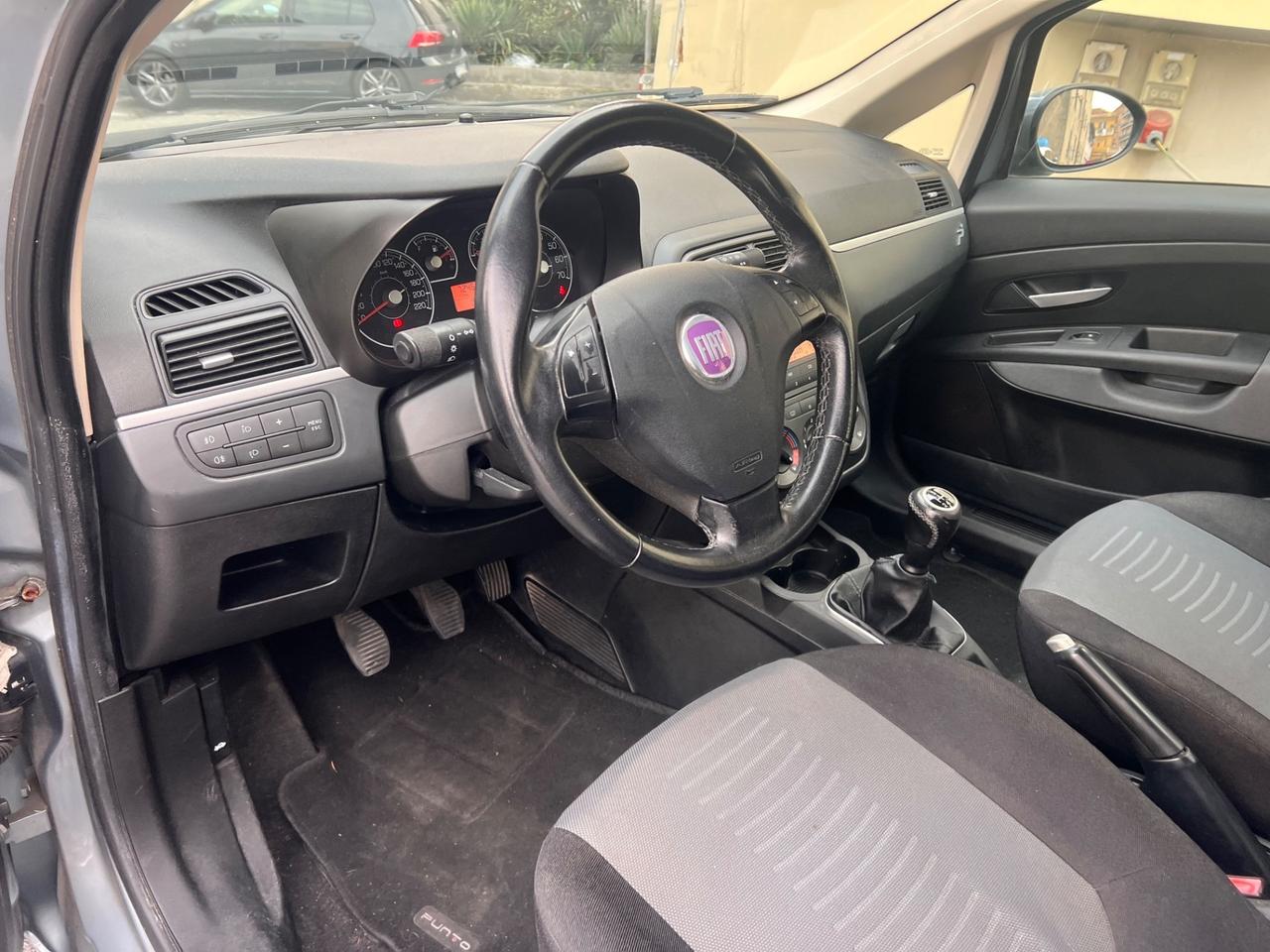 Fiat grande Punto 1.3 MJT 16V 5 porte con soli 70.000km