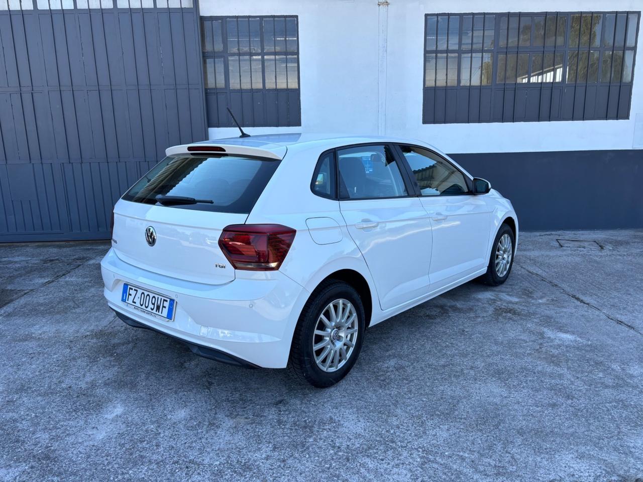 Volkswagen Polo 1.0 TGI Highline. Garanzia.Neopatentati