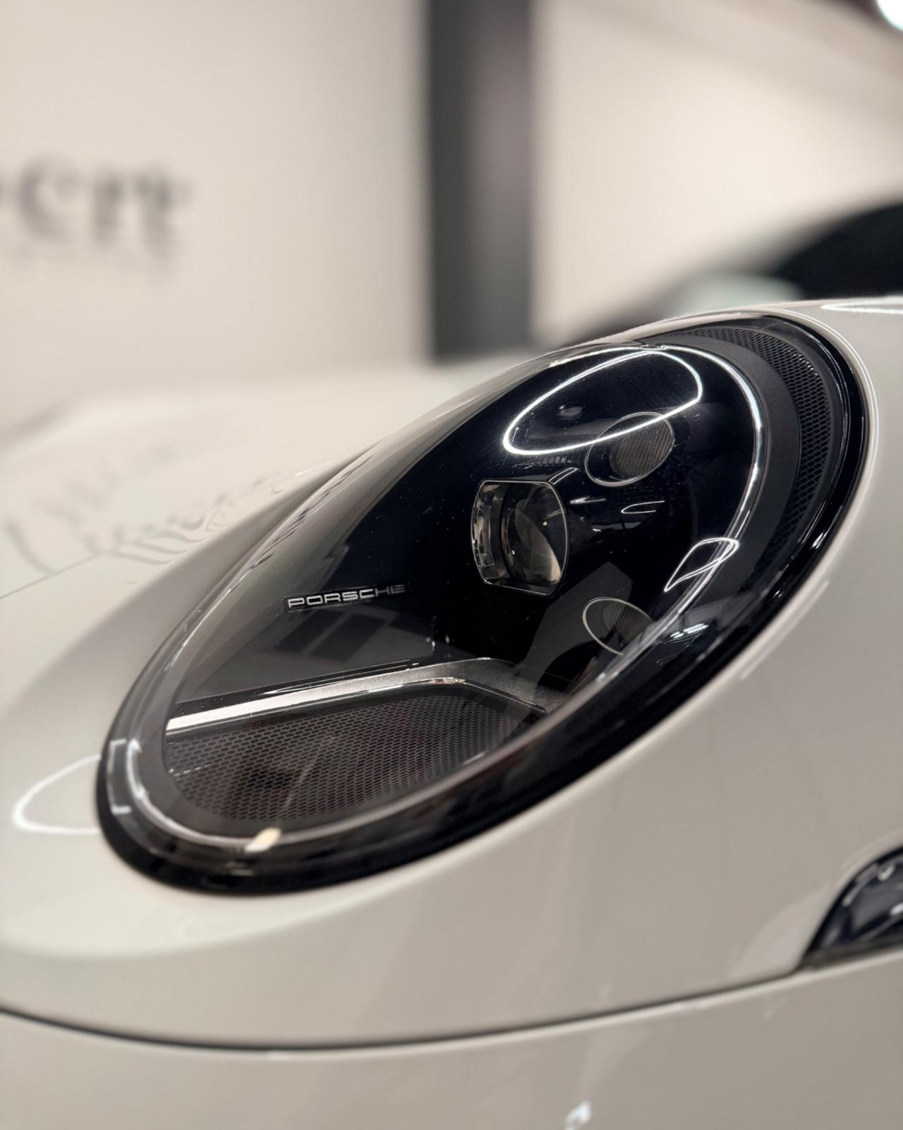 Porsche 911 Carrera Cabriolet