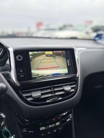 Peugeot 208 208 I 2015 5p 1.6 bluehdi GT Line 100cv