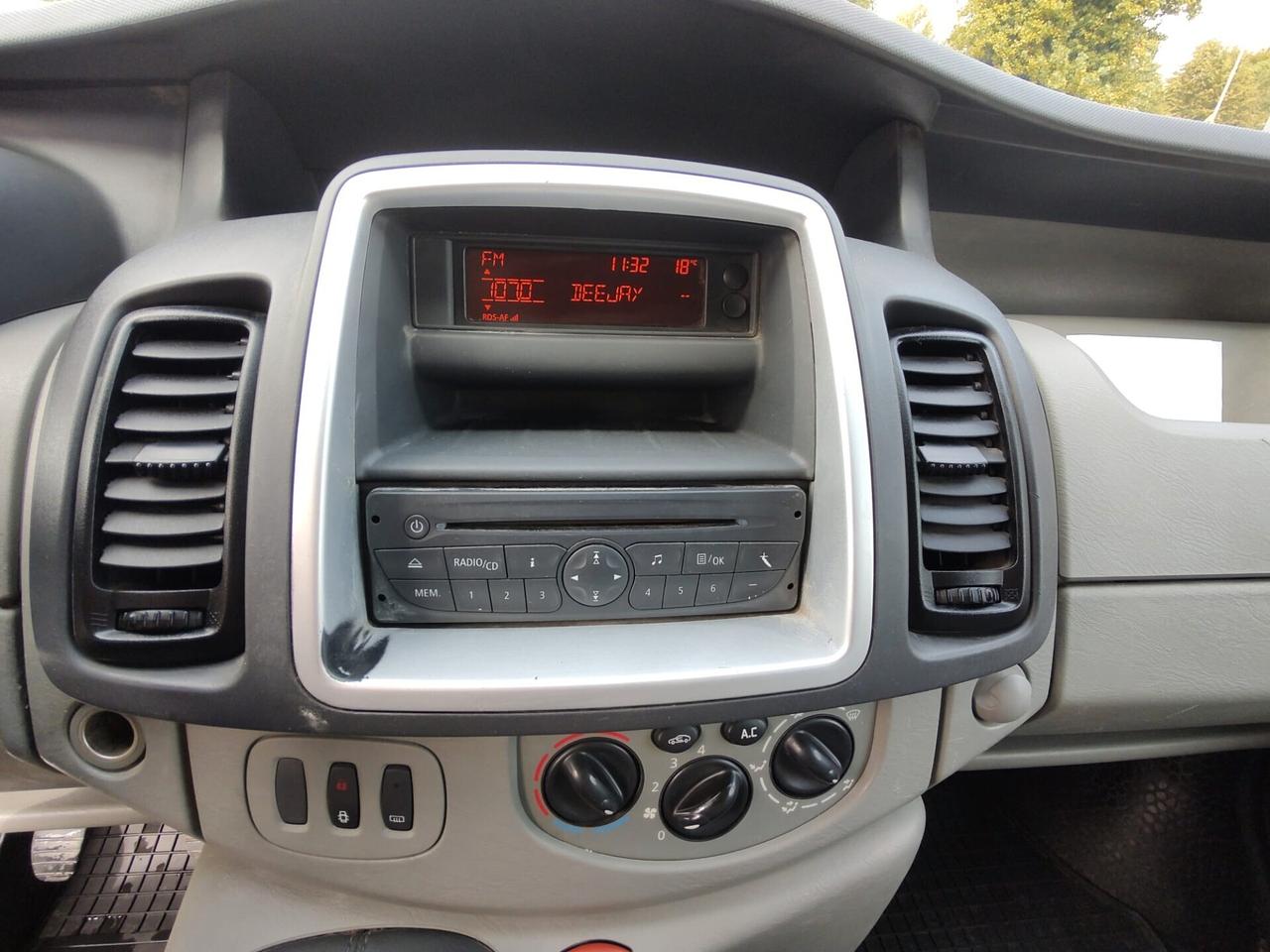 Opel Vivaro 29 2.5 CDTI PC-TA Furgone Fap OK NEOPATENTATI