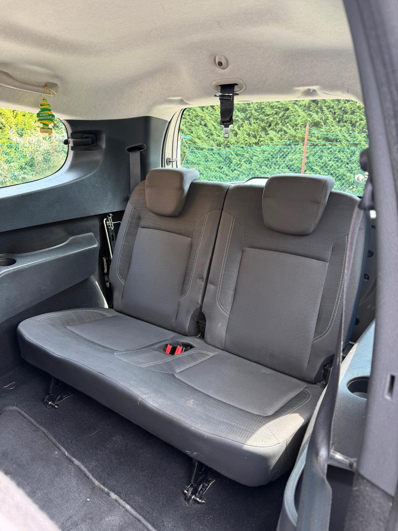 Dacia Lodgy 1.5 dci - 7 POSTI - 12 MESI DI GARANZIA -