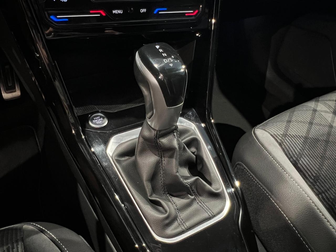 Volkswagen T-Roc 2.0 TDI 150 CV DSG R-Line
