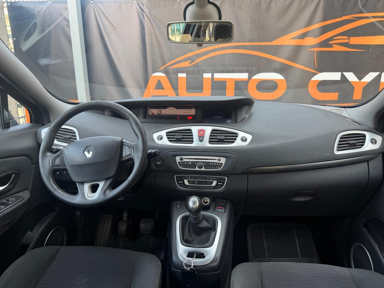 RENAULT SCENIC 1.5 DCI EURO5A FAMIGLIARE