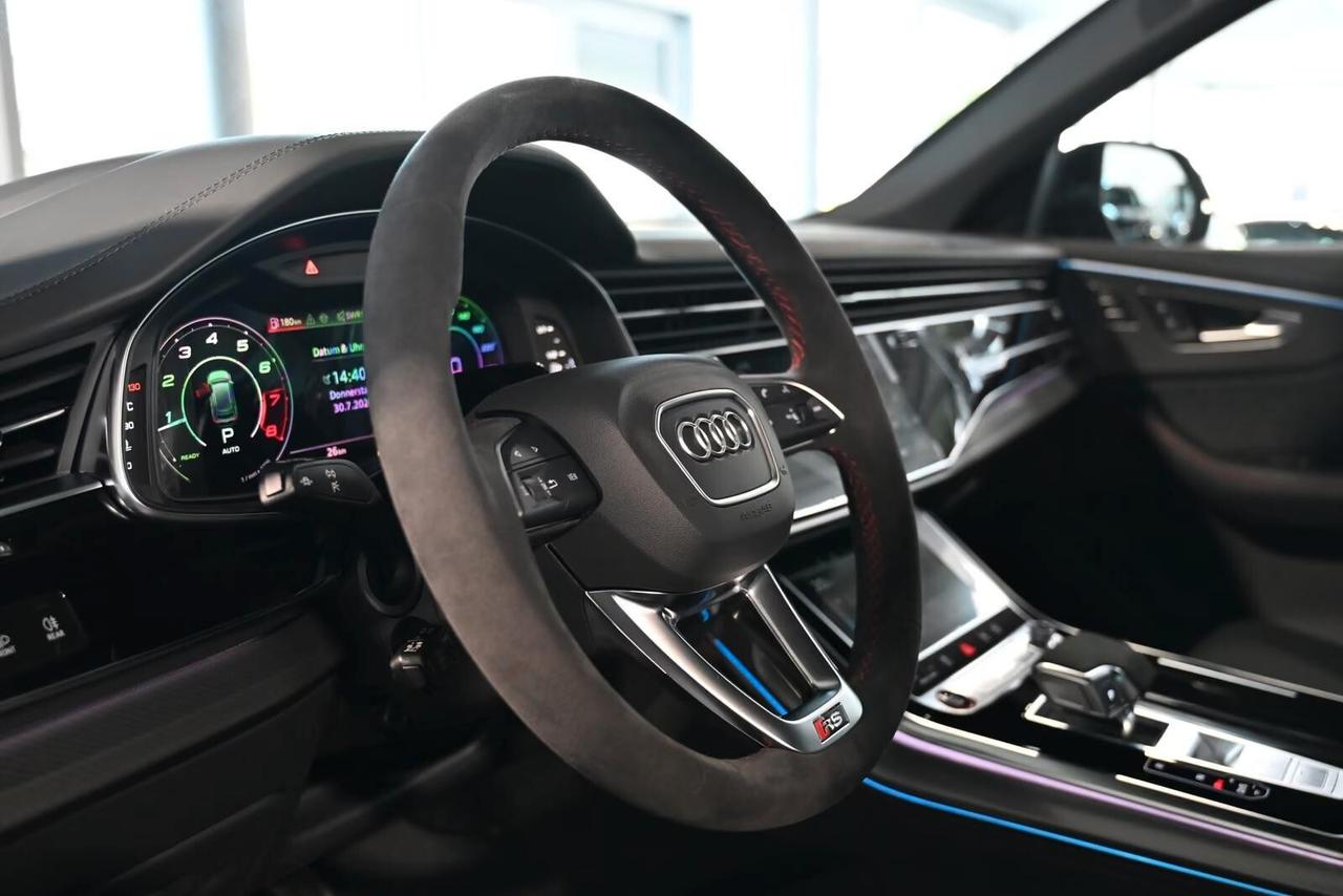 Audi Q8 RS TFSI V8 quattro tiptronic Performance