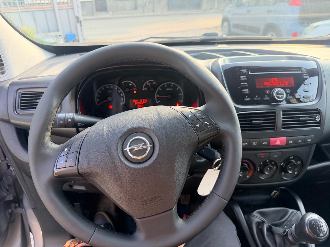 Opel Combo 1.6 CDTi 105CV N1