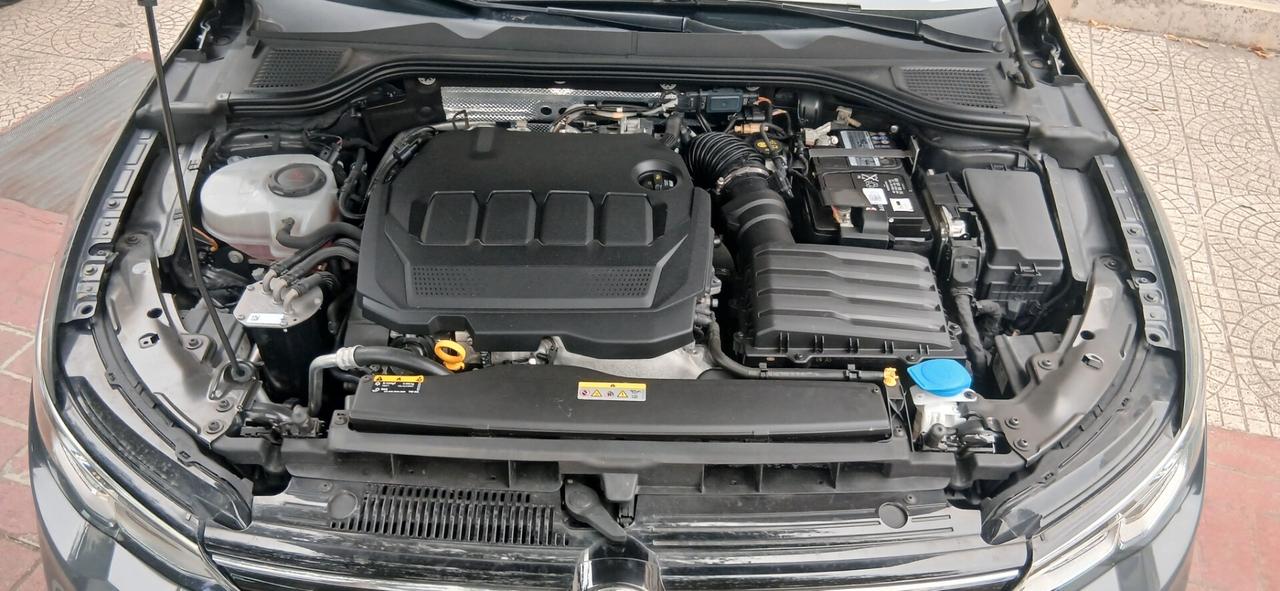 Volkswagen Golf 2.0 TDI SCR STYLE