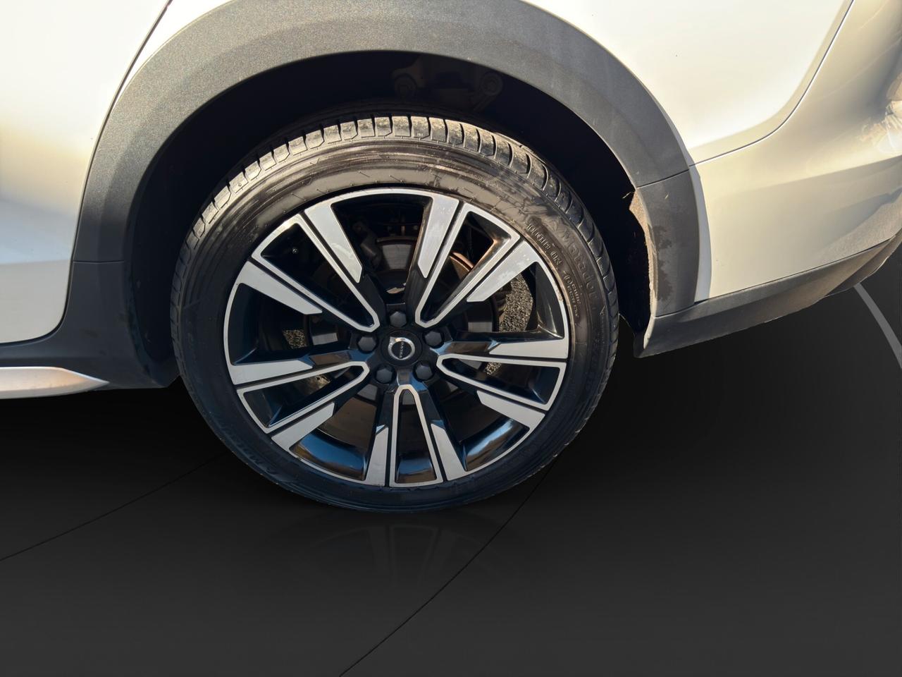 Volvo V60 B4 (d) Geartronic Momentum Business Pro