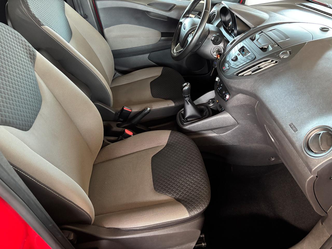 Ford Tourneo Courier 1.0 BENZINA 74KW 100CV Titanium