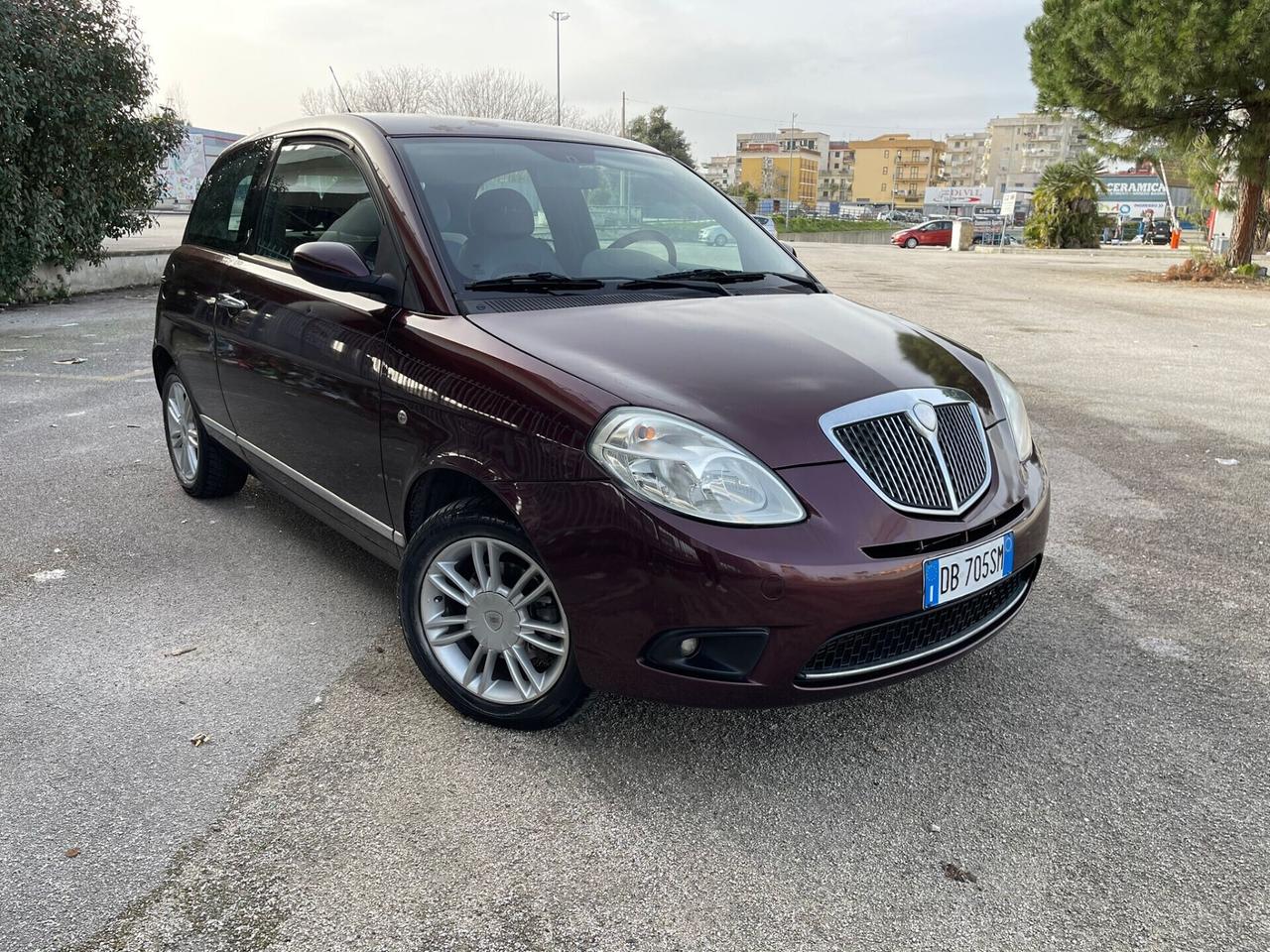 Lancia Ypsilon Restayling 1.3 MJT 75 CV Platino FullPerfett