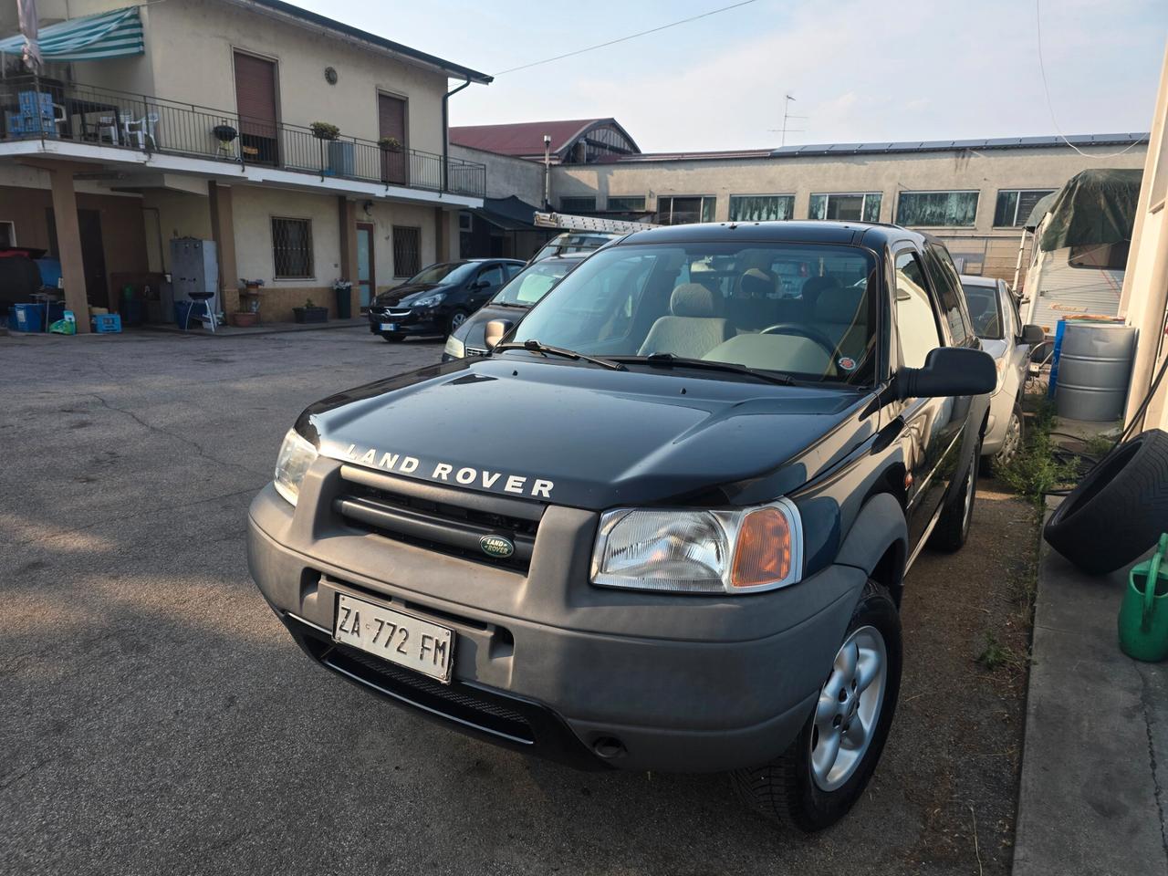 Land Rover Freelander 2.0 TD cat 3p. Hardback